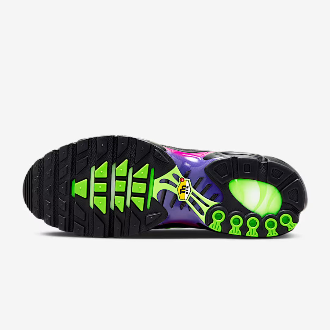 NK AIR MAX PLUS TN FIREBERRY