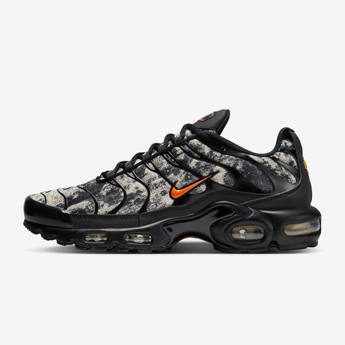 NK AIR MAX PLUS TN BLACK CAMOUFLAGE